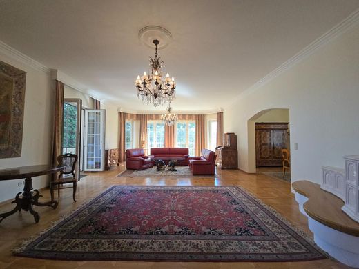 Luxury home in Klosterneuburg, Politischer Bezirk Tulln