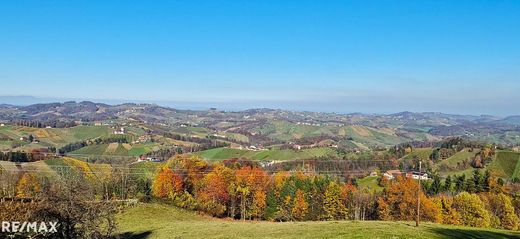 Поместье, Leutschach, Politischer Bezirk Leibnitz