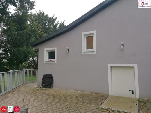 Maison de luxe à Stockerau, Politischer Bezirk Korneuburg