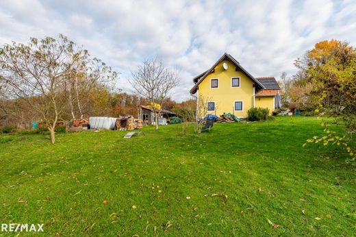 Farm in Nestelbach bei Graz, Politischer Bezirk Graz-Umgebung