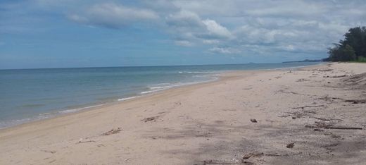 Land in Prachuap Khiri Khan, Changwat Prachuap Khiri Khan