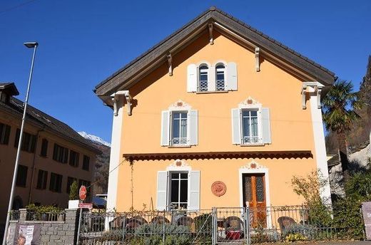 Luxe woning in Dongio, Blenio District