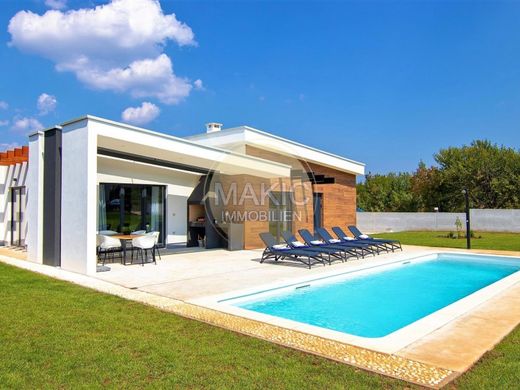 Luxury home in Žminj, Istarska Županija