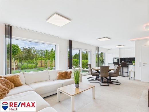 Luxe woning in Blumau, Politischer Bezirk Baden