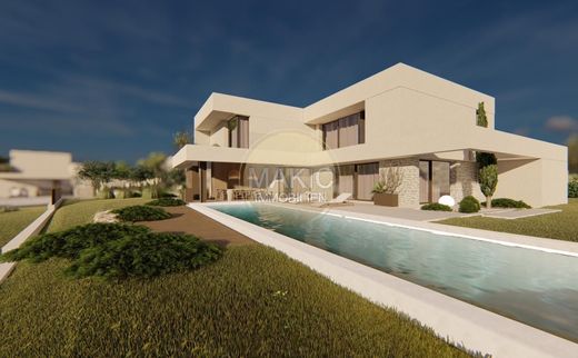 Casa di lusso a Kaštelir, Kaštelir-Labinci