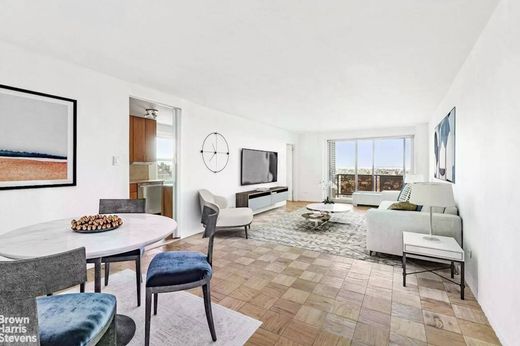 Piso / Apartamento en Forest Hills, Queens County