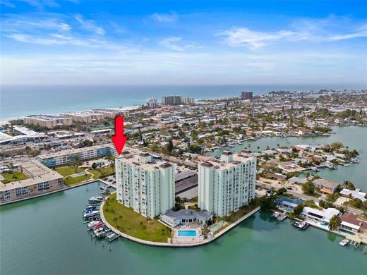 Apartment in St. Pete Beach, Pinellas County