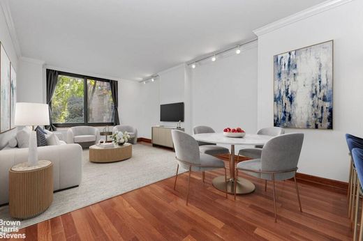 Apartment in Upper East Side, New York County