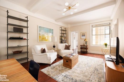 Apartment / Etagenwohnung in Upper West Side, New York County