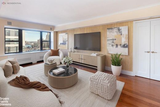 Apartment in Upper East Side, New York County