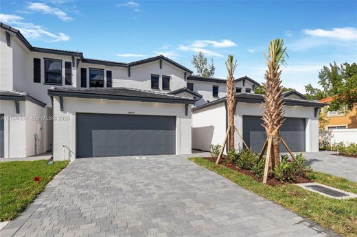 Townhouse in Dania Beach, Broward County