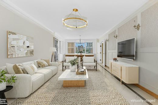 Apartment in Upper East Side, New York County