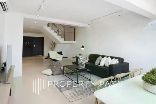 Maison de luxe à Níkaia, Nomós Piraiós