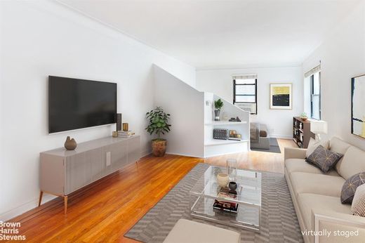 Apartment / Etagenwohnung in Park Slope, Kings County