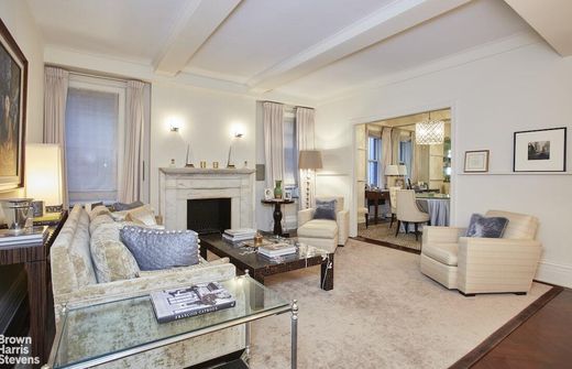 Apartment / Etagenwohnung in Upper East Side, New York County