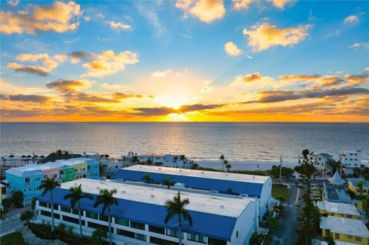 타운 하우스 / Bradenton Beach, Manatee County