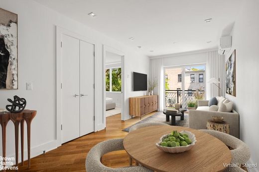 Διαμέρισμα σε Fort George, New York County