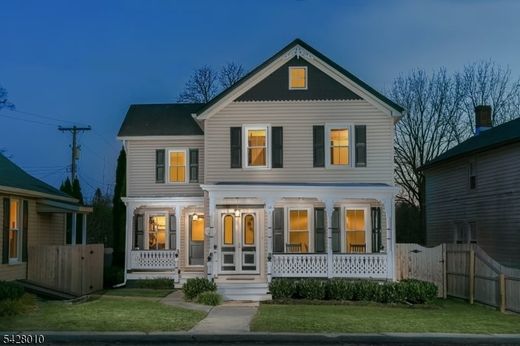 Apartment in Clinton, Hunterdon County