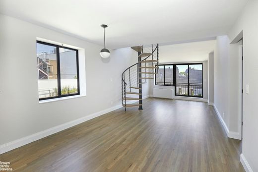 Apartment in Bay Ridge, Kings County