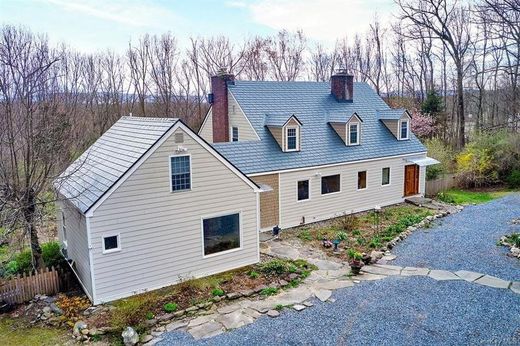 Luxus-Haus in Hopewell Junction, Dutchess County