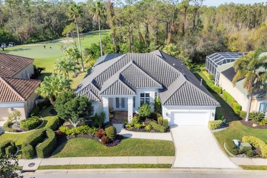 Luxury home in Bradenton, Manatee County