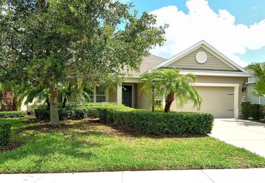 Luxury home in Bradenton, Manatee County