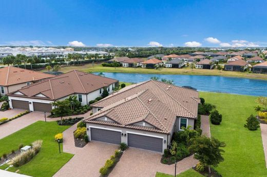 Villa in Lakewood Ranch, Manatee County