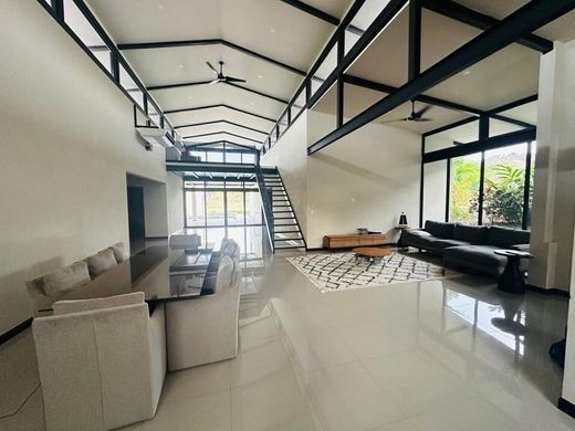 Luxe woning in Santa Cruz, Santa Cruz County