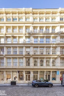 Apartment in Downtown, New York County