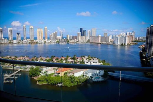 Luxury home in Aventura, Miami-Dade
