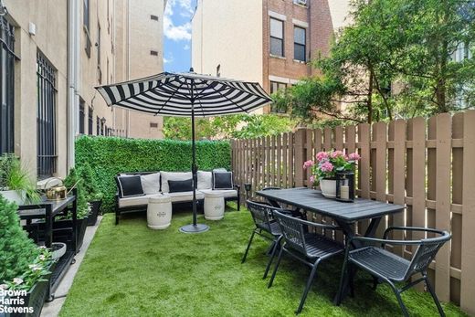Apartment in Uptown, New York County