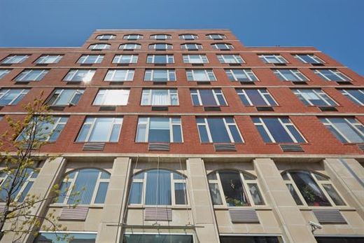 Piso / Apartamento en East Harlem, New York County