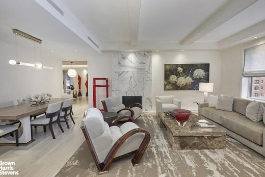 Apartment / Etagenwohnung in Upper East Side, New York County