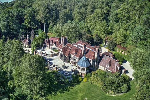 Luxury home in Chester, Morris County