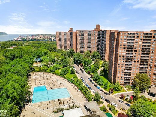 Piso / Apartamento en North Riverdale, Montgomery County