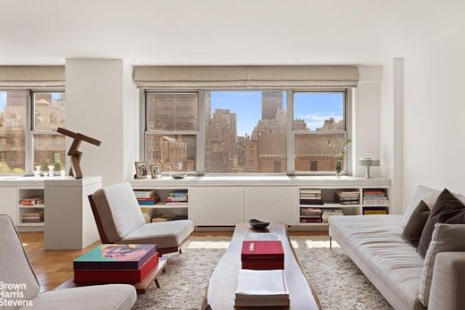 Apartment / Etagenwohnung in Upper East Side, New York County