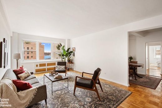 Apartment in Upper West Side, New York County