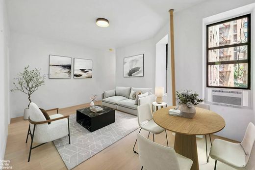 Apartment in Upper West Side, New York County