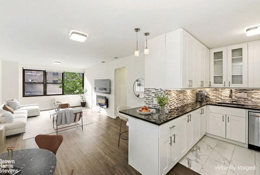 Apartment in Midtown East, New York County