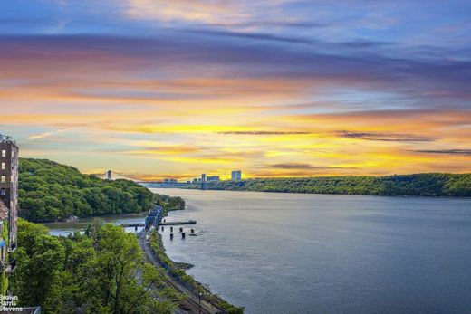 ﺷﻘﺔ ﻓﻲ Spuyten Duyvil, برونكس