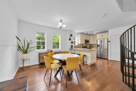 Элитный дом, Майами, Miami-Dade County