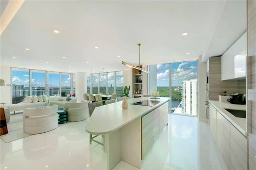 Casa di lusso a Sunny Isles Beach, Miami-Dade County