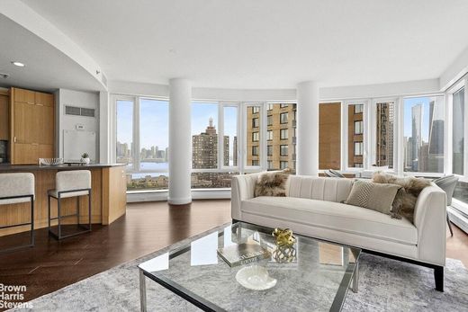 Apartment / Etagenwohnung in Battery Park City, New York County
