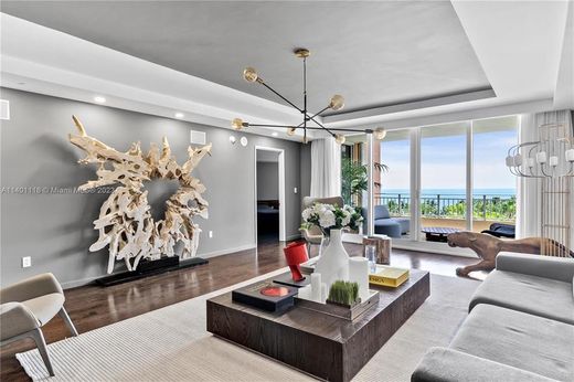 Luxury home in Key Biscayne, Miami-Dade