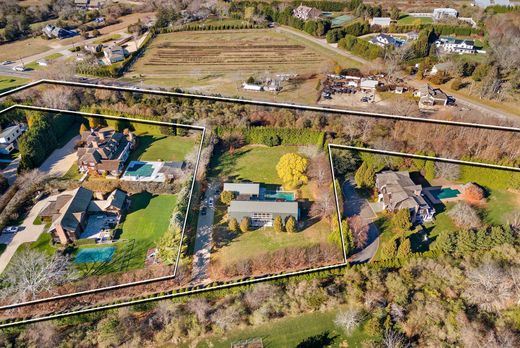 Luxury home in Water Mill, Suffolk County