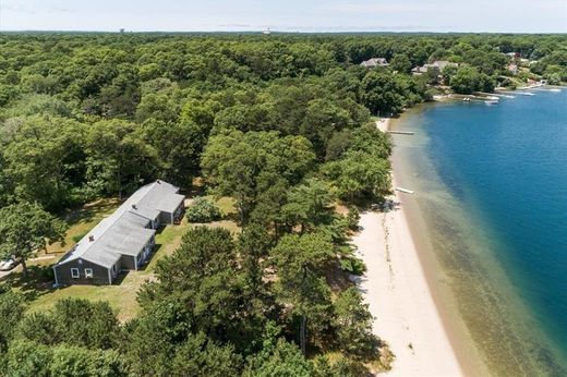 Luxe woning in Mashpee, Barnstable County