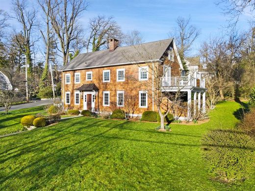 Luxury home in Bronxville, Westchester County