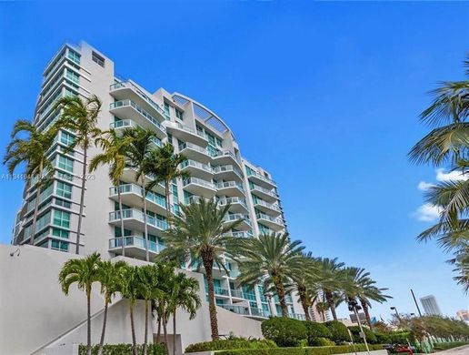 Luxe woning in Aventura, Miami-Dade County