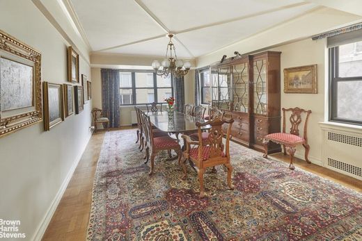 Apartment in Upper East Side, New York County