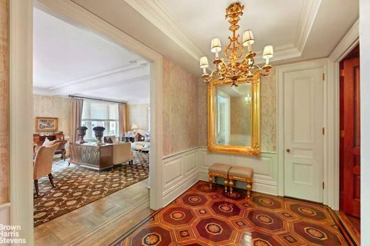 Apartment in Upper East Side, New York County